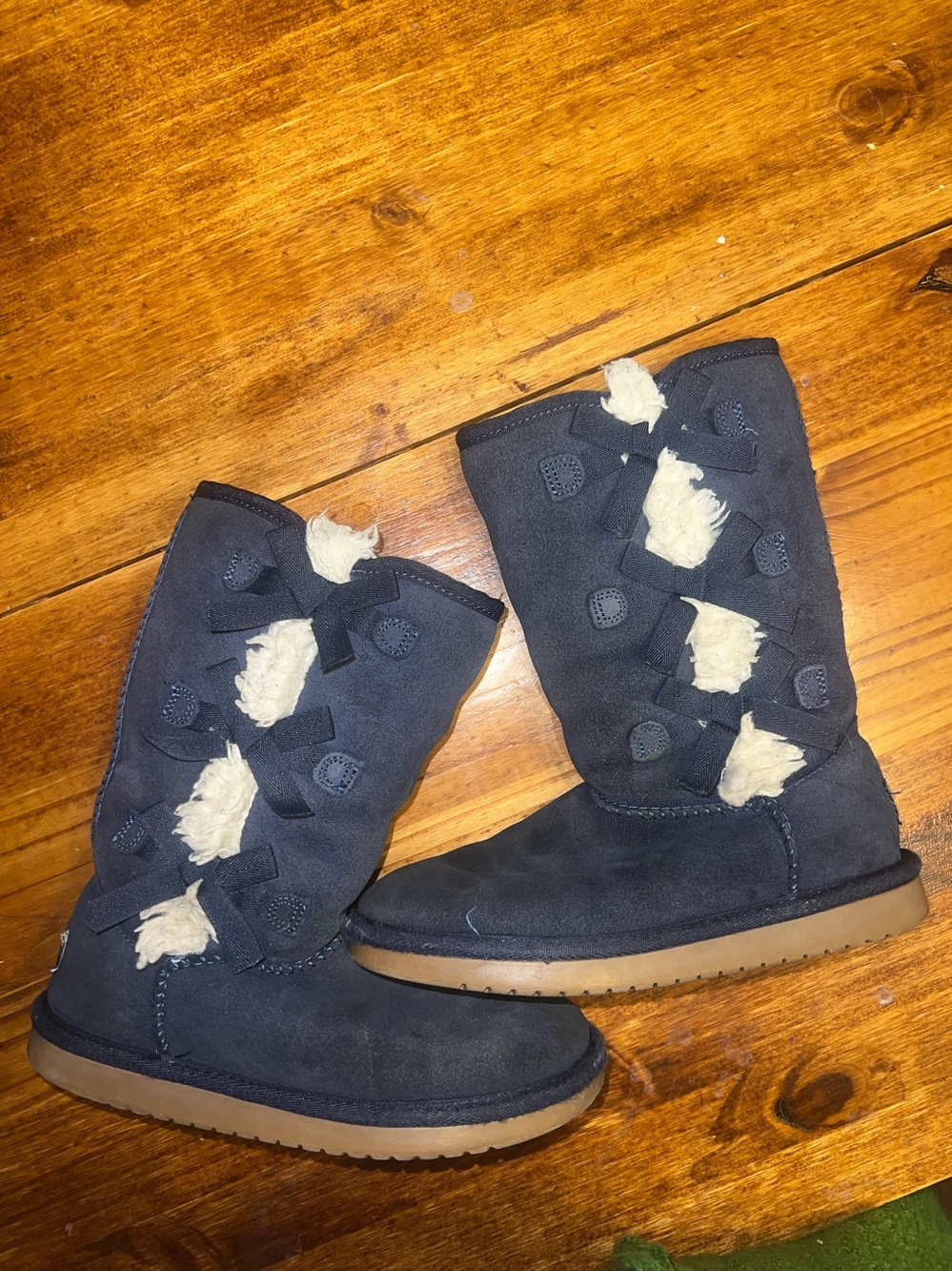 Koolaburra Navy Suede Bow-Accent Fur-Lined Slippers